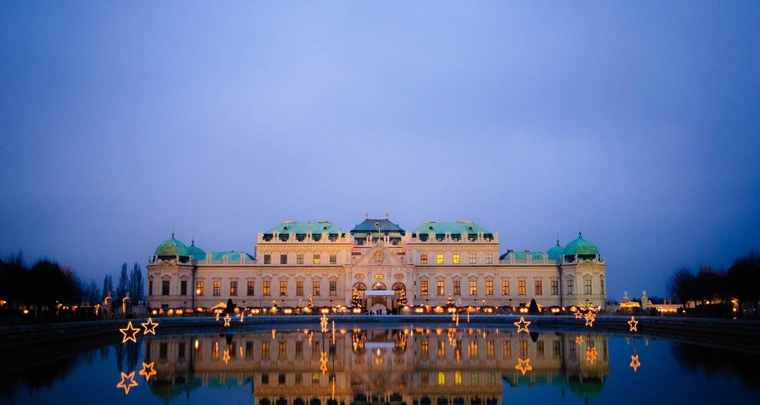 Festliche Jahreszeit auf der Blauen Donau mit 2 Nächten in Budapest & 2 Nächten in Prag 2021 - Avalon Waterways