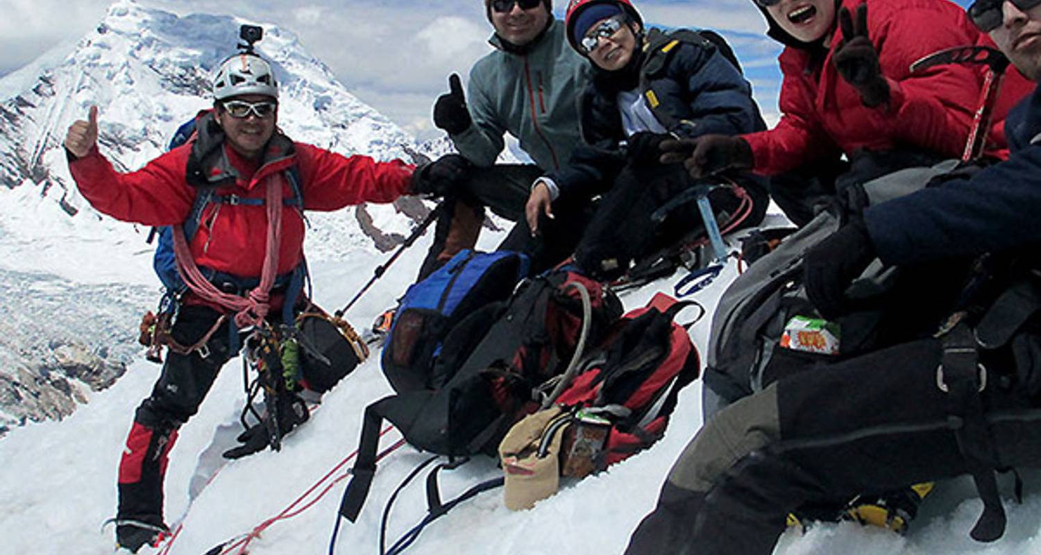 Ishinca Climbing (03 Days/02 Nights) SHARED GROUP - Peru Andes Holidays