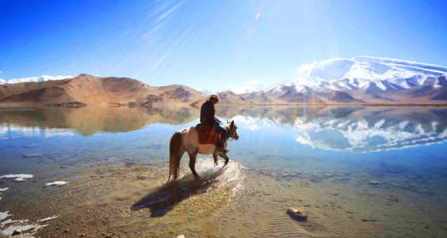Silk Road Luxurious Tour - Xinjiang China Travel