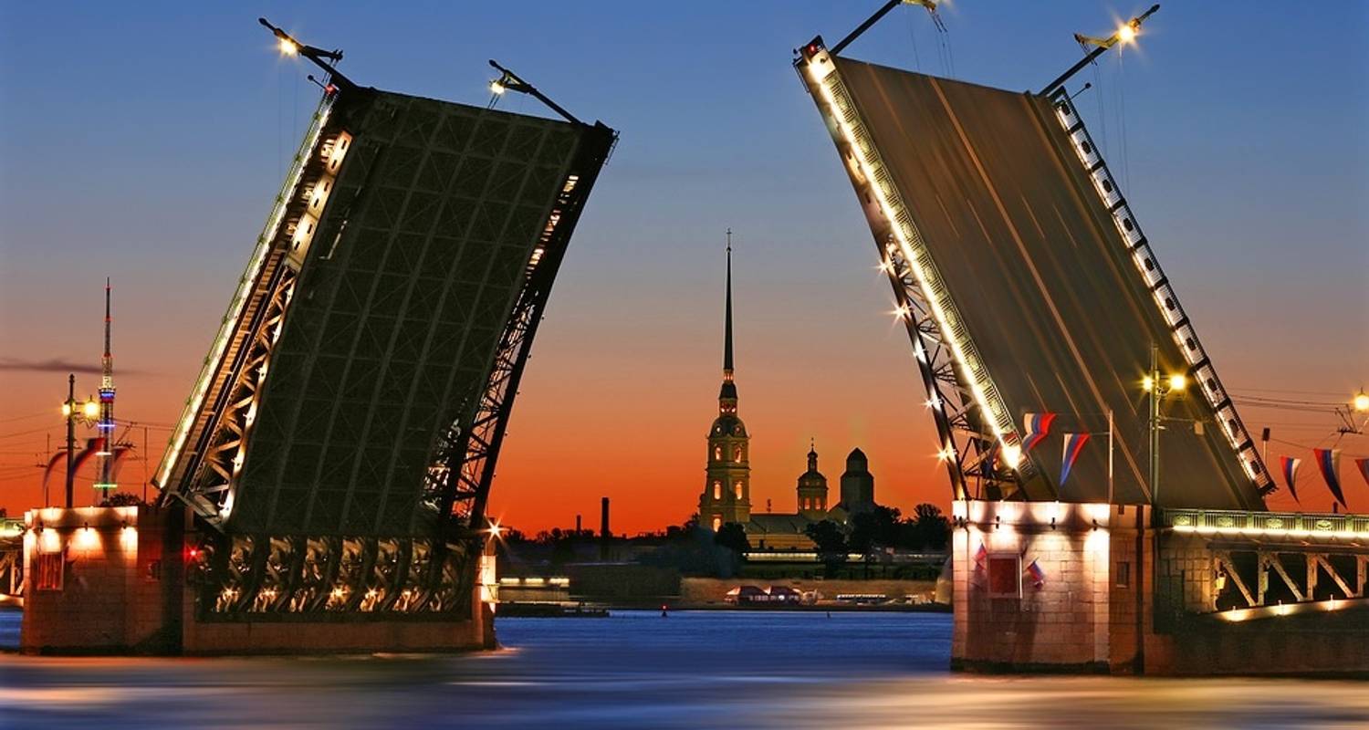 Warsaw, the Baltics & Helsinki with St. Petersburg - Globus
