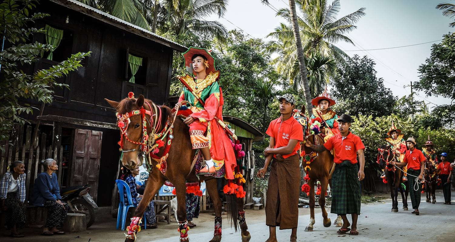 A journey of dream with 1Day cruise between Mandalay-Bagan - Green Wood Tourism Co.,Ltd
