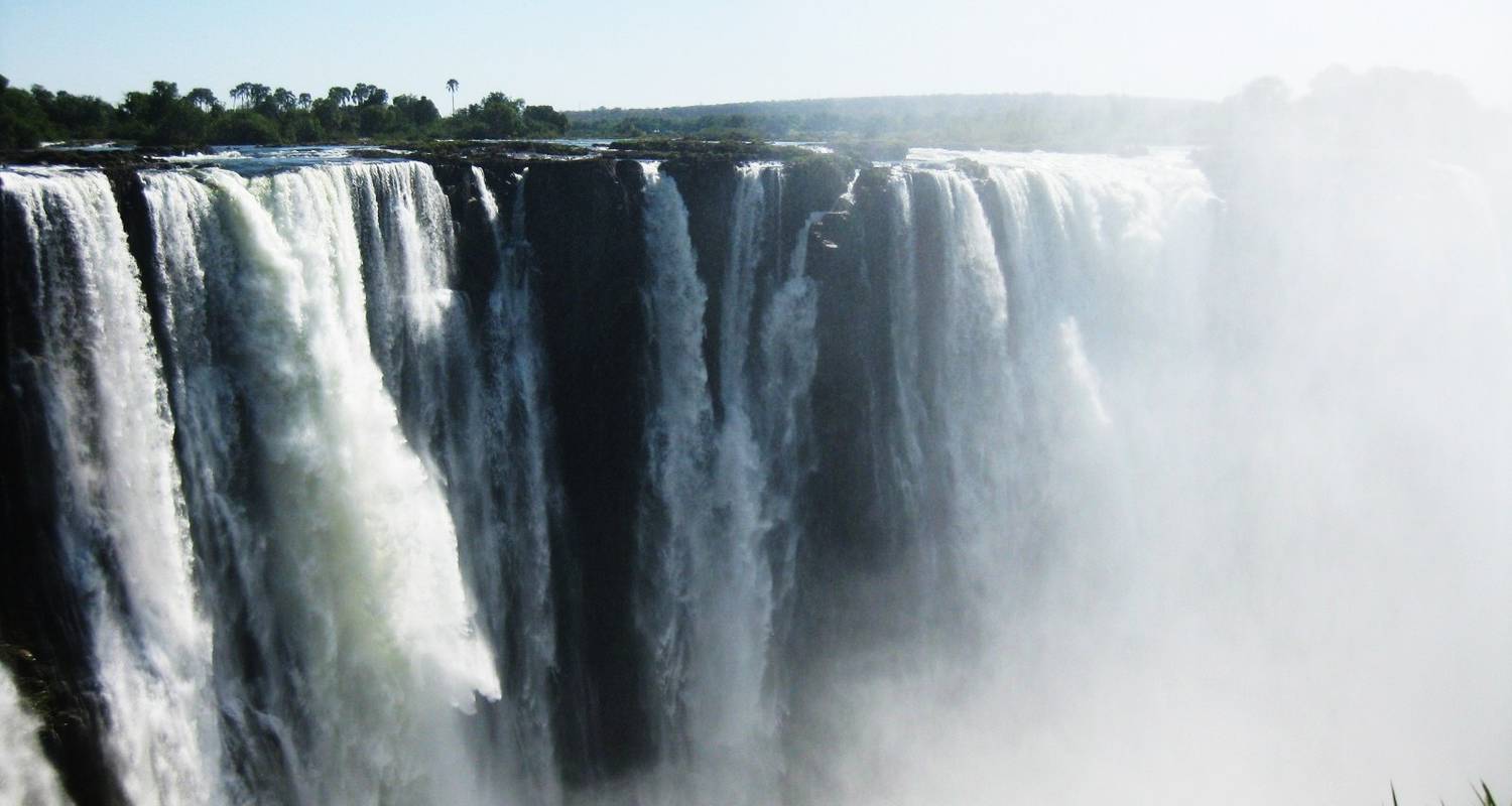 Aventura de 4 días en las cataratas Victoria y safari en Hwange - Little Roz Tours