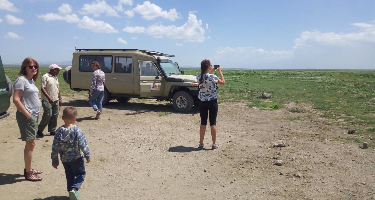 Serengeti-Ngorongoro Safari 7 Days 6 Nights - Motherland Safari