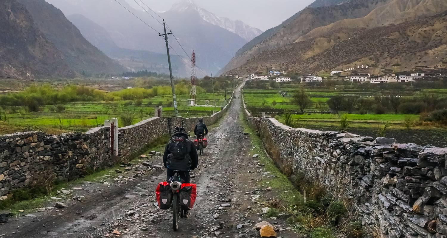 11 days Nepal Mountain Biking & Jungle Safari at Chitwan National Park - Trekking Top Nepal
