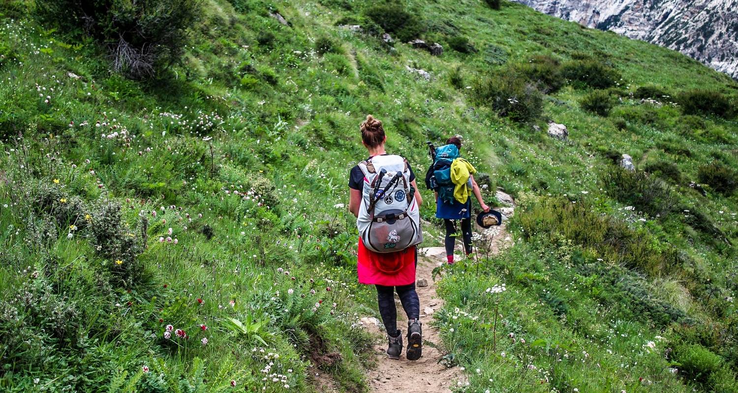 3 Days 2 Nights Kathmandu Trek: Chisapani to Nagarkot - Mount Adventure Holidays Pvt.Ltd