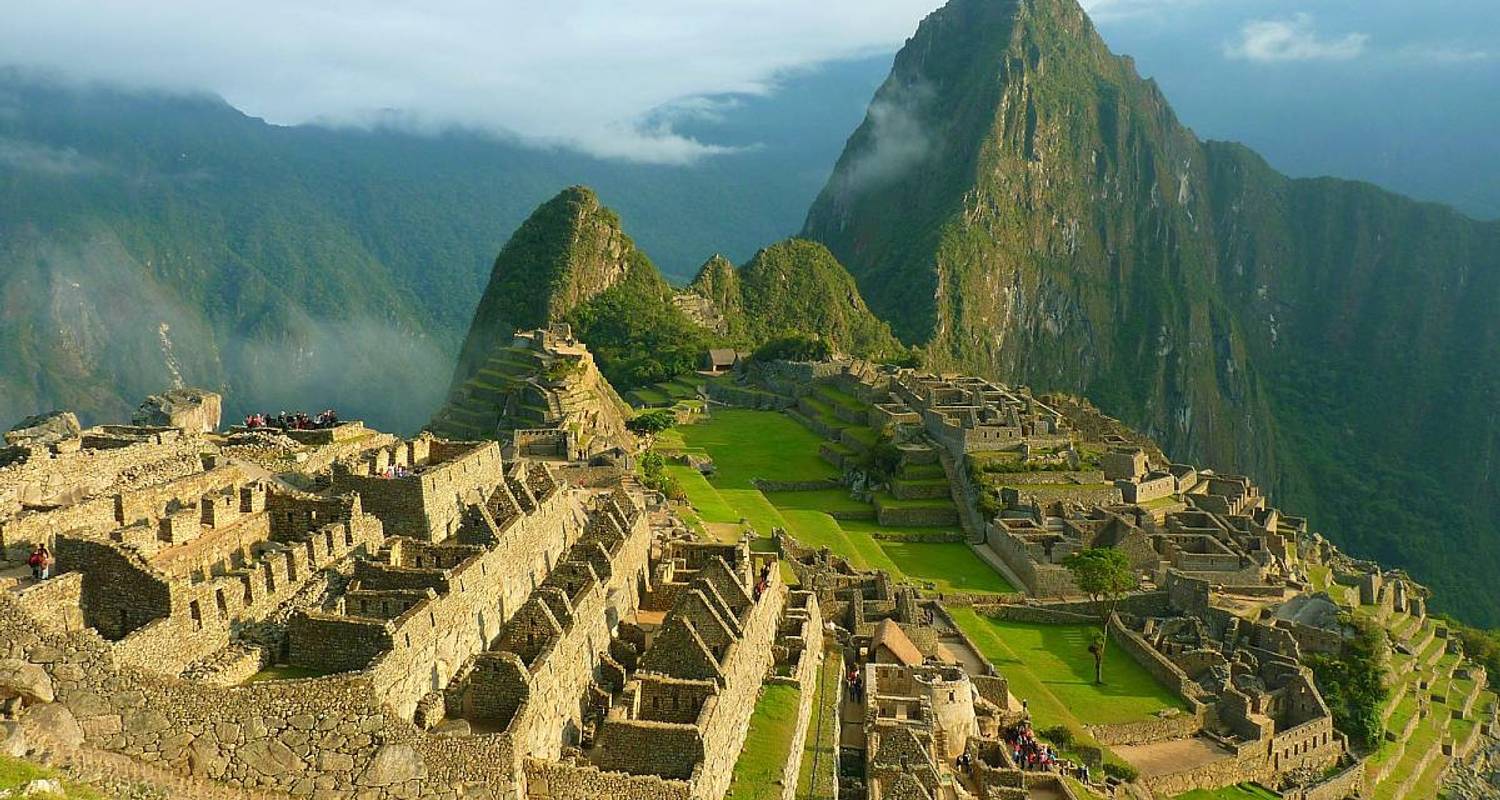 Sacred Valley of the Incas and Machu Picchu 2D-1N - CondeTravel