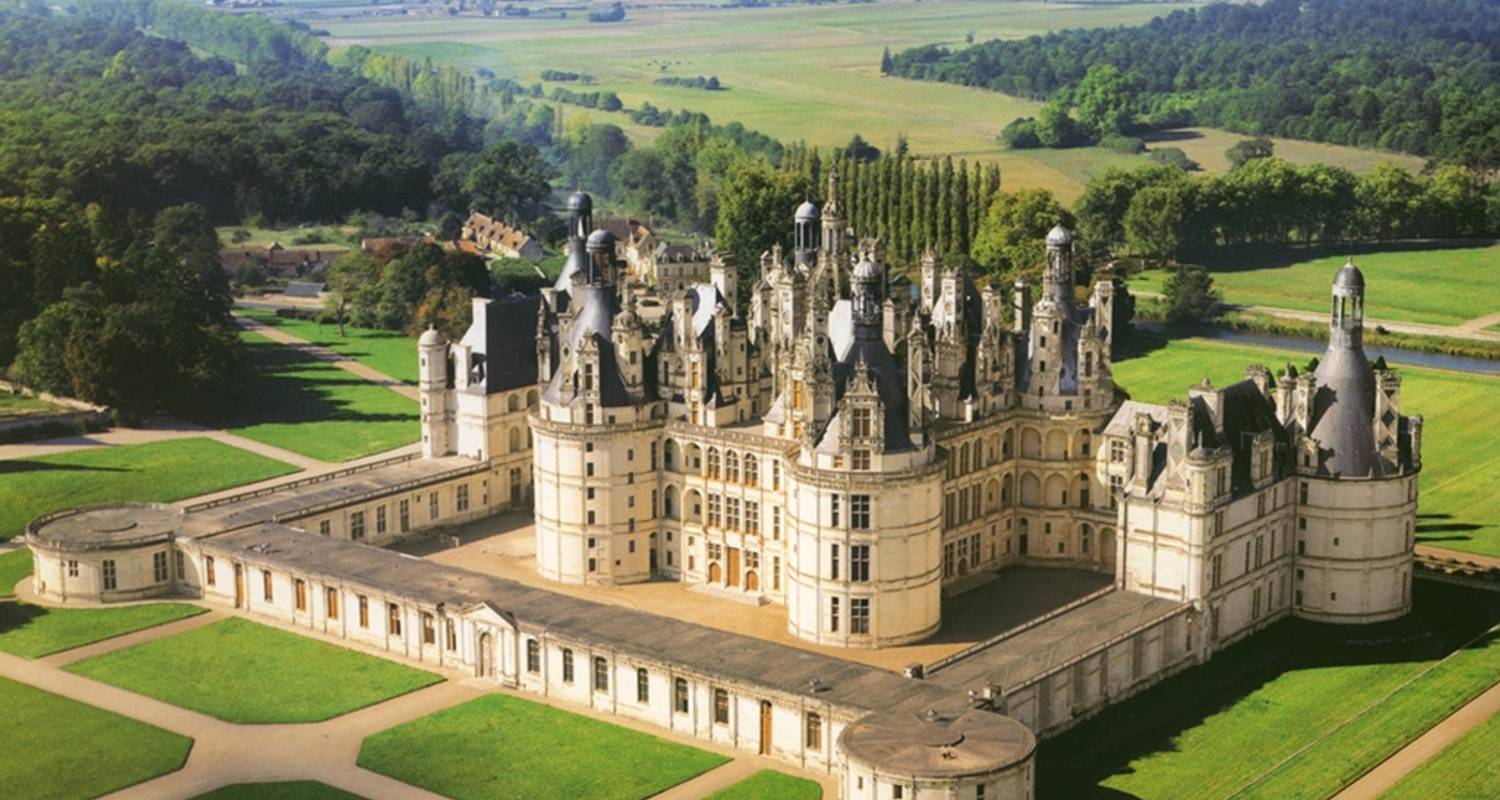 Grand Cru Package: Loire Valley Wines and Castles - 5 Days 4 Nights - Wine Geometry Tours