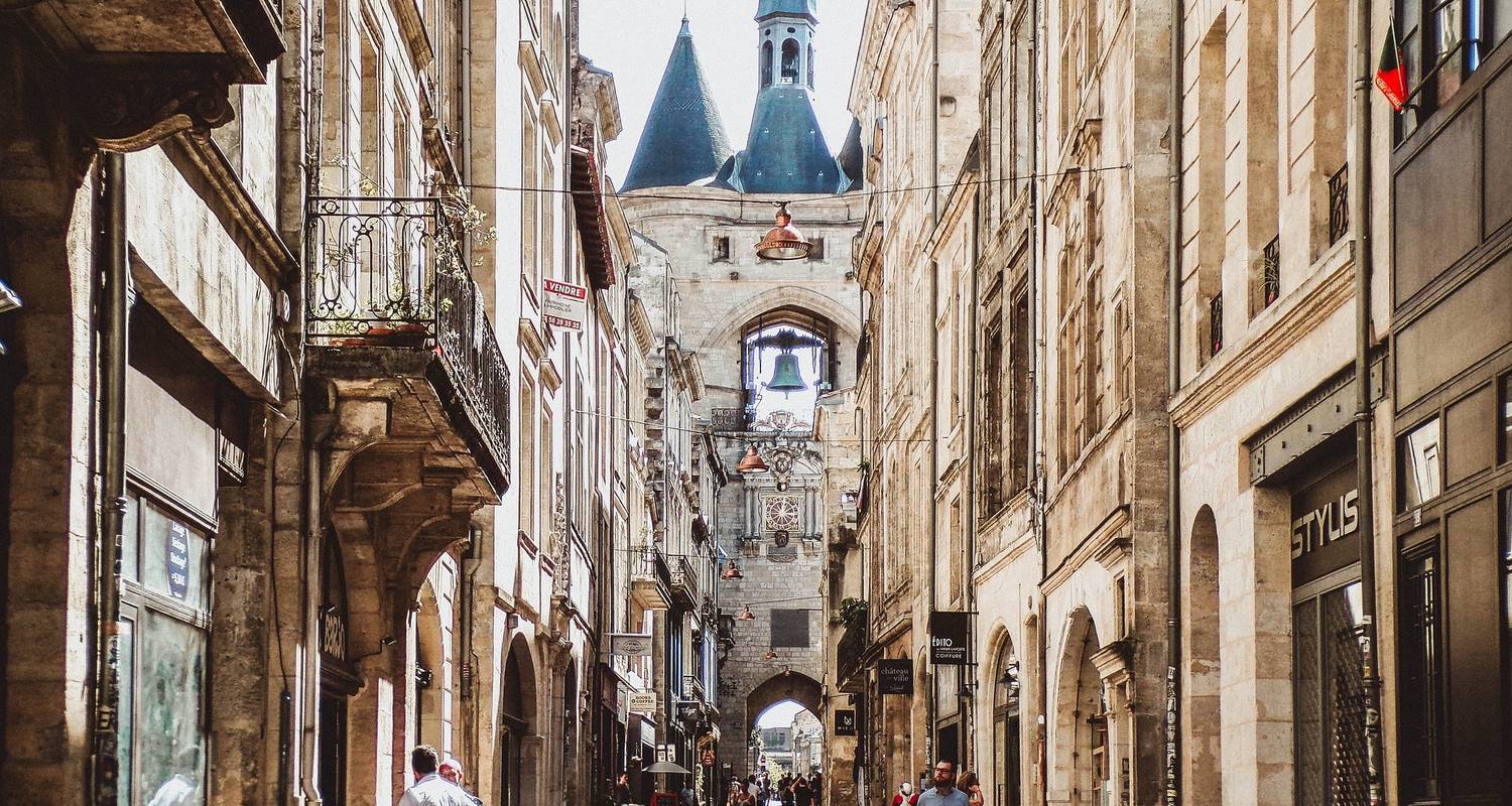 Brilliant Bordeaux (2020) (Bordeaux to Bordeaux, 2020) - Uniworld Boutique River Cruise Collection