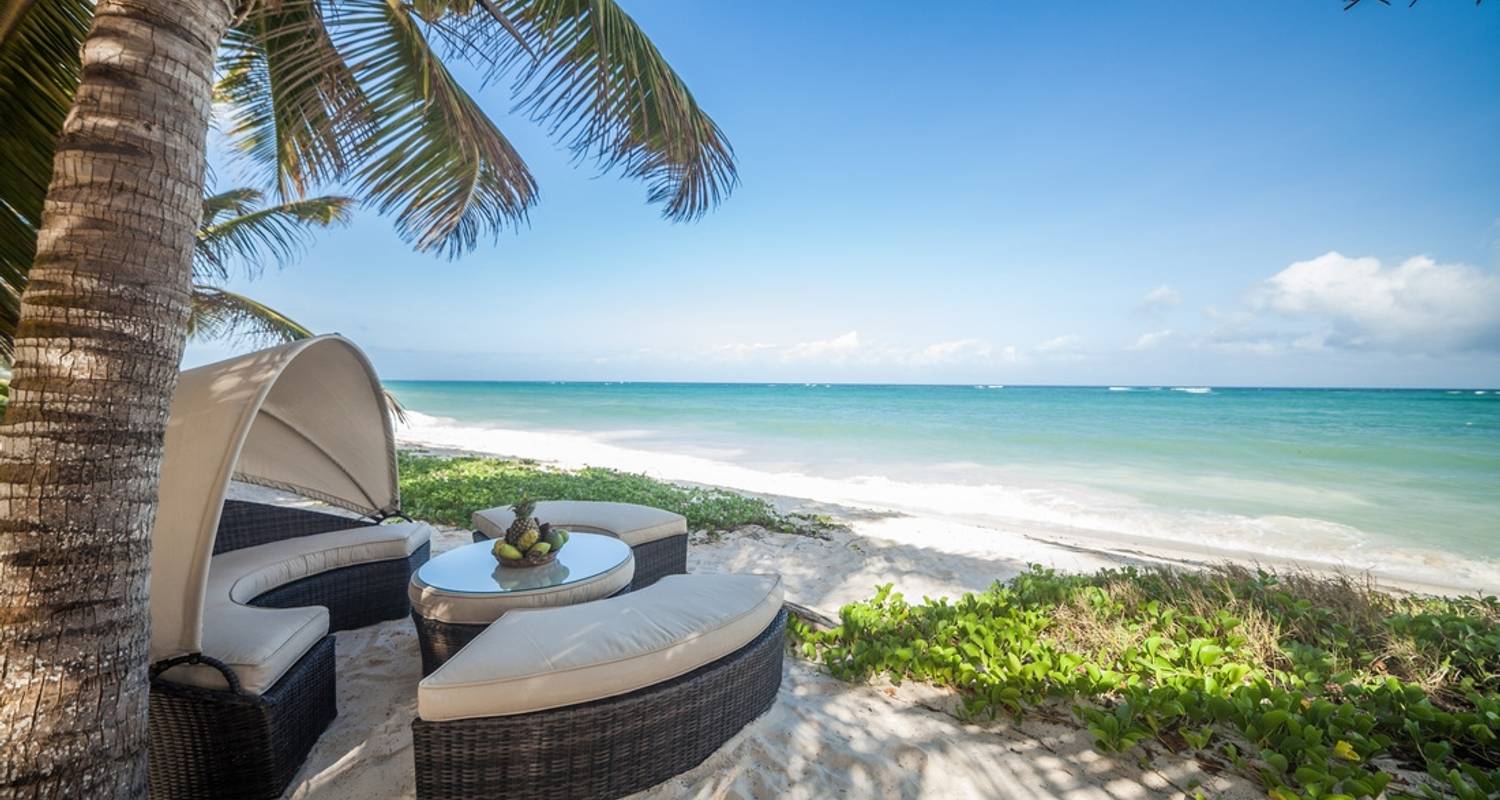 Mombasa Beach Vacation - Safe Drive Tours & Travel ltd