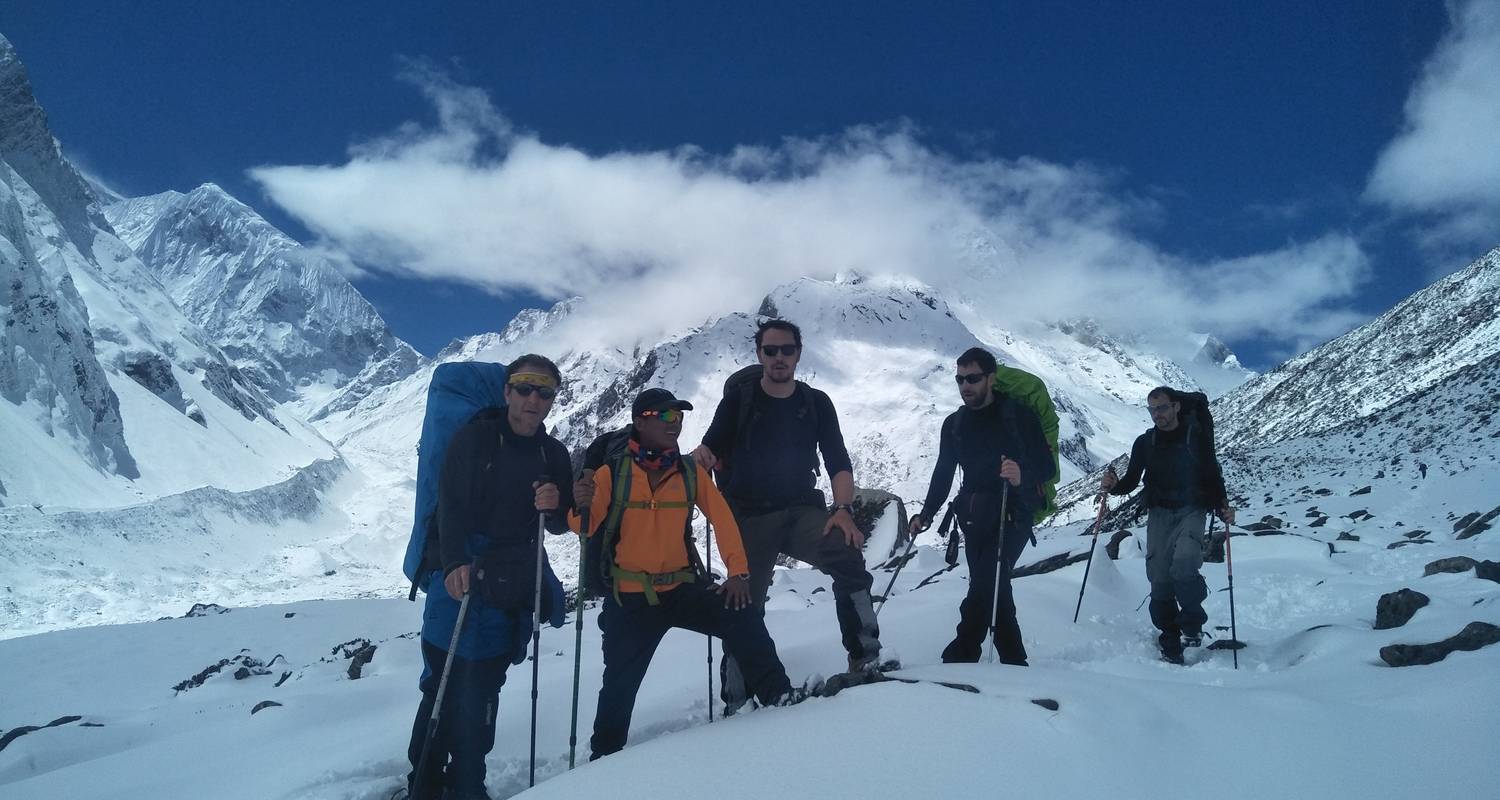 Manaslu Trek ( Larke-La Pass 5106 m) -18 Days - White Hill Adventure Treks and Expedition Pvt Ltd