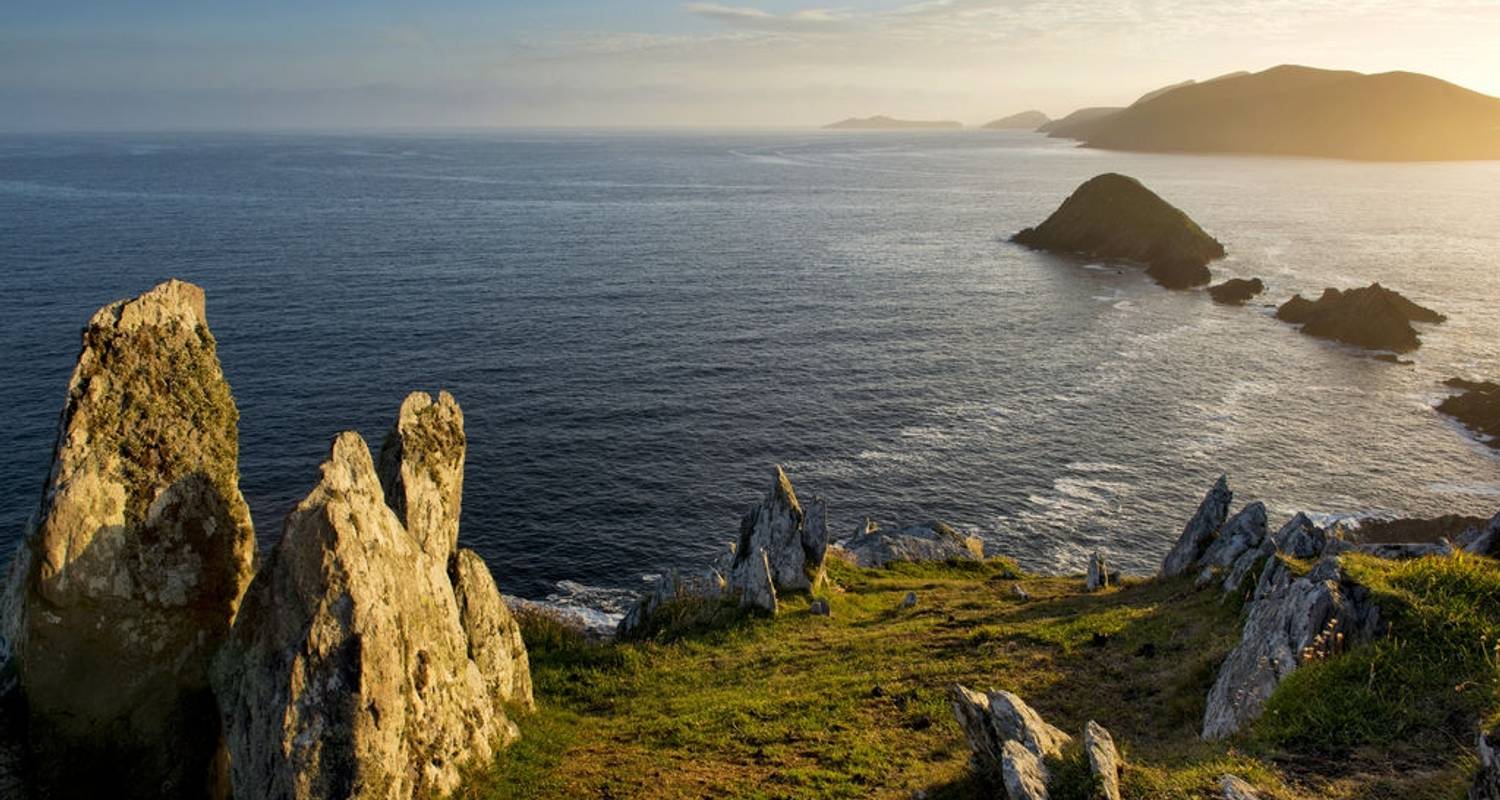 8 Day Stunning South and West Ireland Hiking and Biking Adventure - Boru Irish Adventures