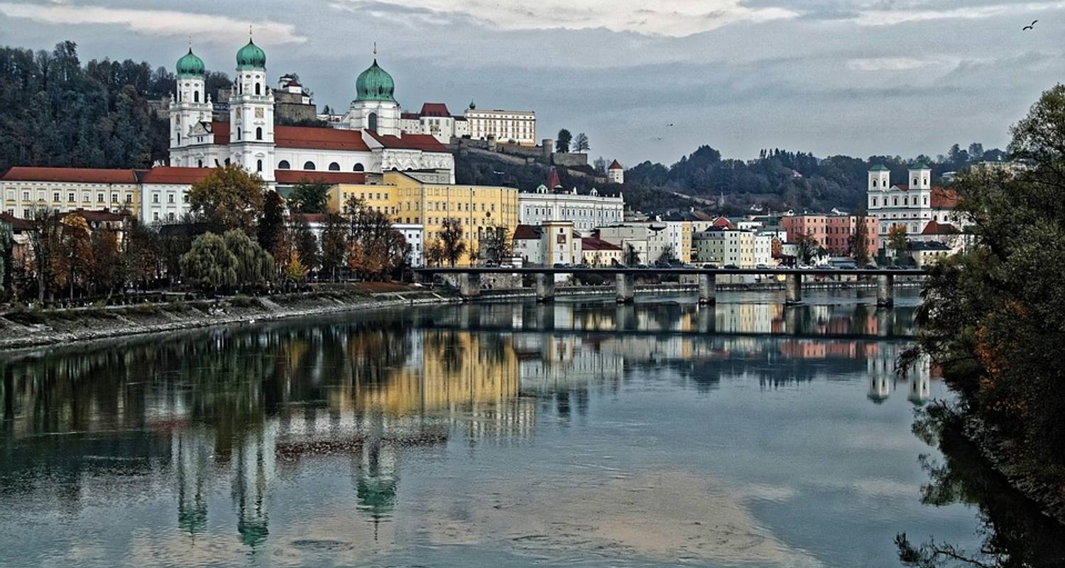 Christmas on the Danube featuring a 6-Night Danube River Cruise (including Emmersdorf an der Donau) (from Vienna to Wurzburg) - Collette