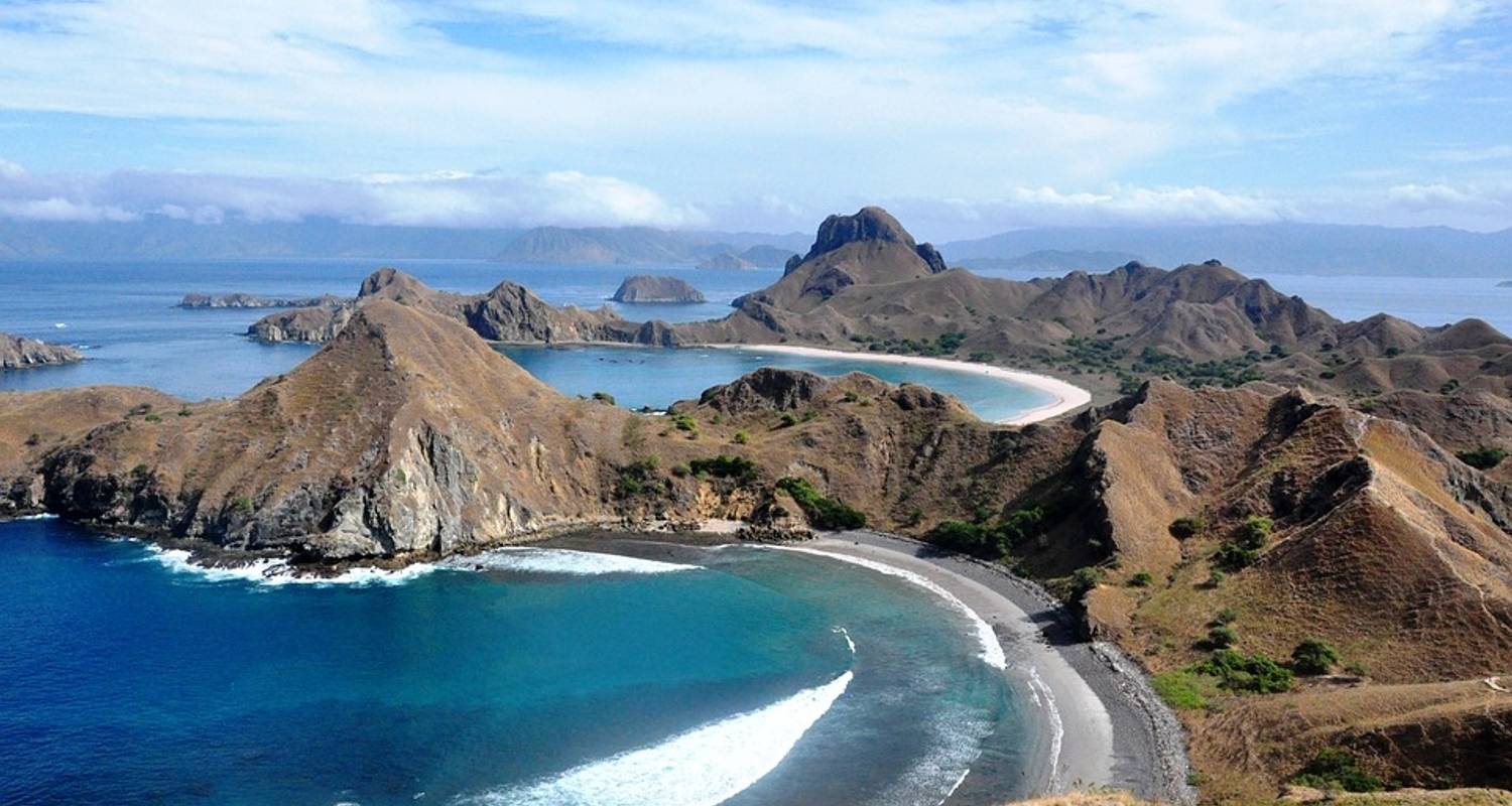 Komodo & Rinca Trails - 3 Days - Tour East Indonesia