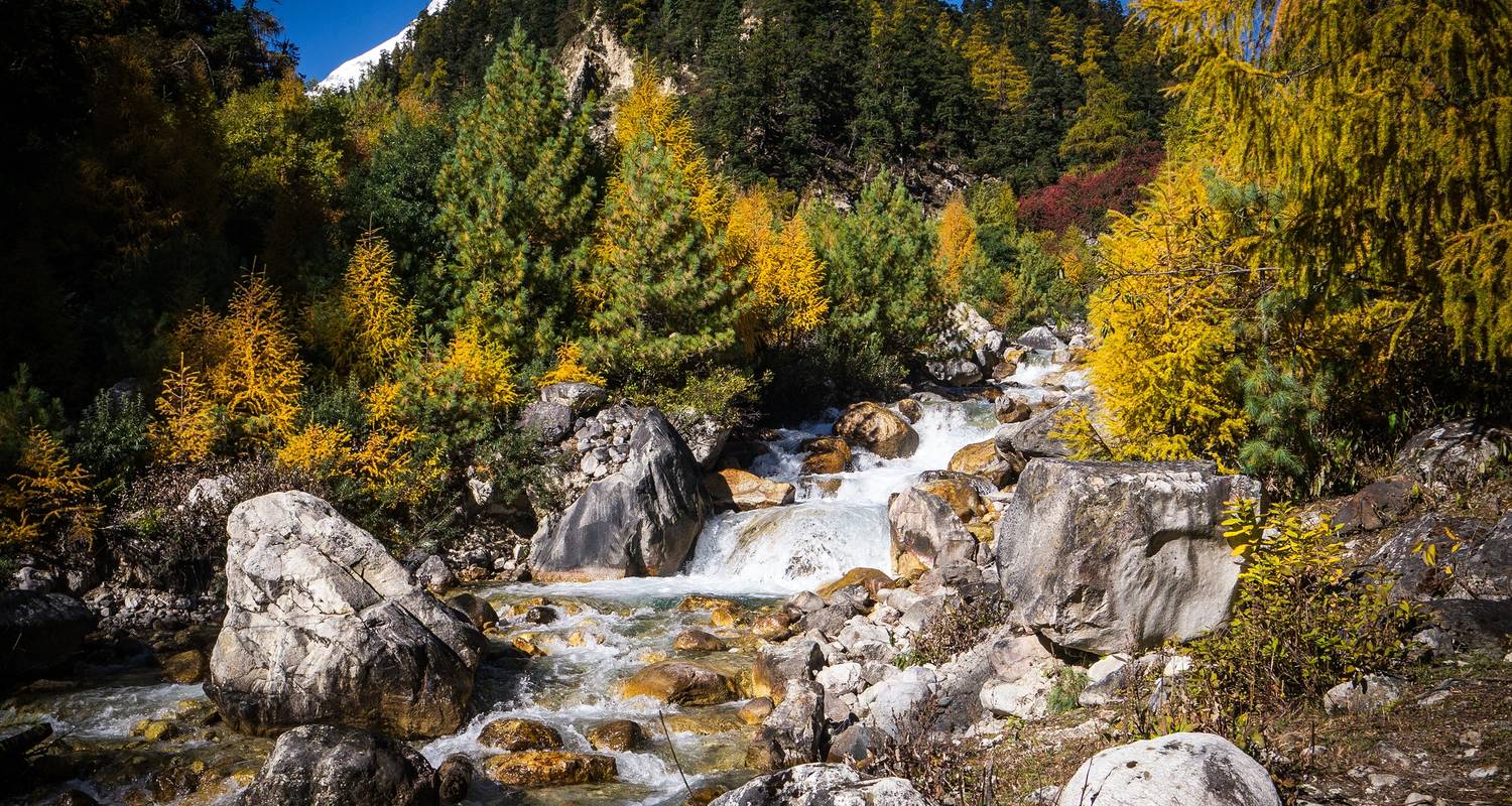 Manaslu Rupina La Pass Trek - 20 Tage - Trekking Top Nepal