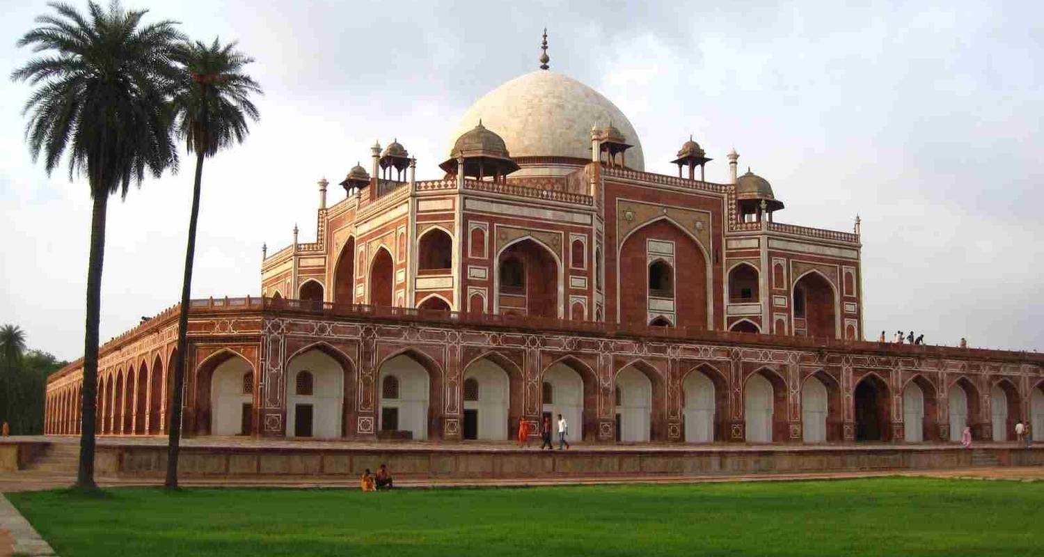 Tour of Old and New Delhi with Tajmahal by Super Fast Train Gatimaan Express -Ends in Jaipur - Sunil day tours
