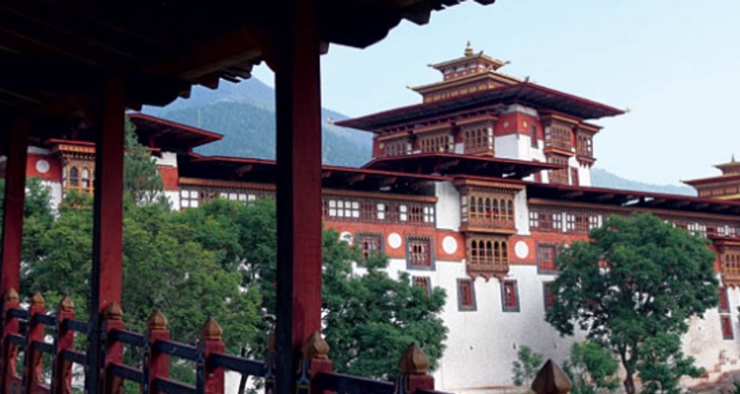 Bhutan: Dragon Kingdom - Peregrine Adventures