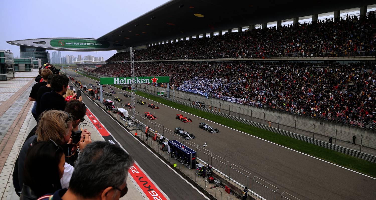 Hanoi - Halong Bay - F1 Racing 4 days 3 nights - Mr Linh's Adventures