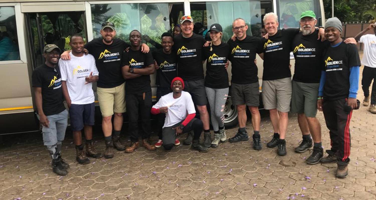 Lemosho Route mit einer Übernachtung am Krater - 10 Tage - Golden Ice Expedition