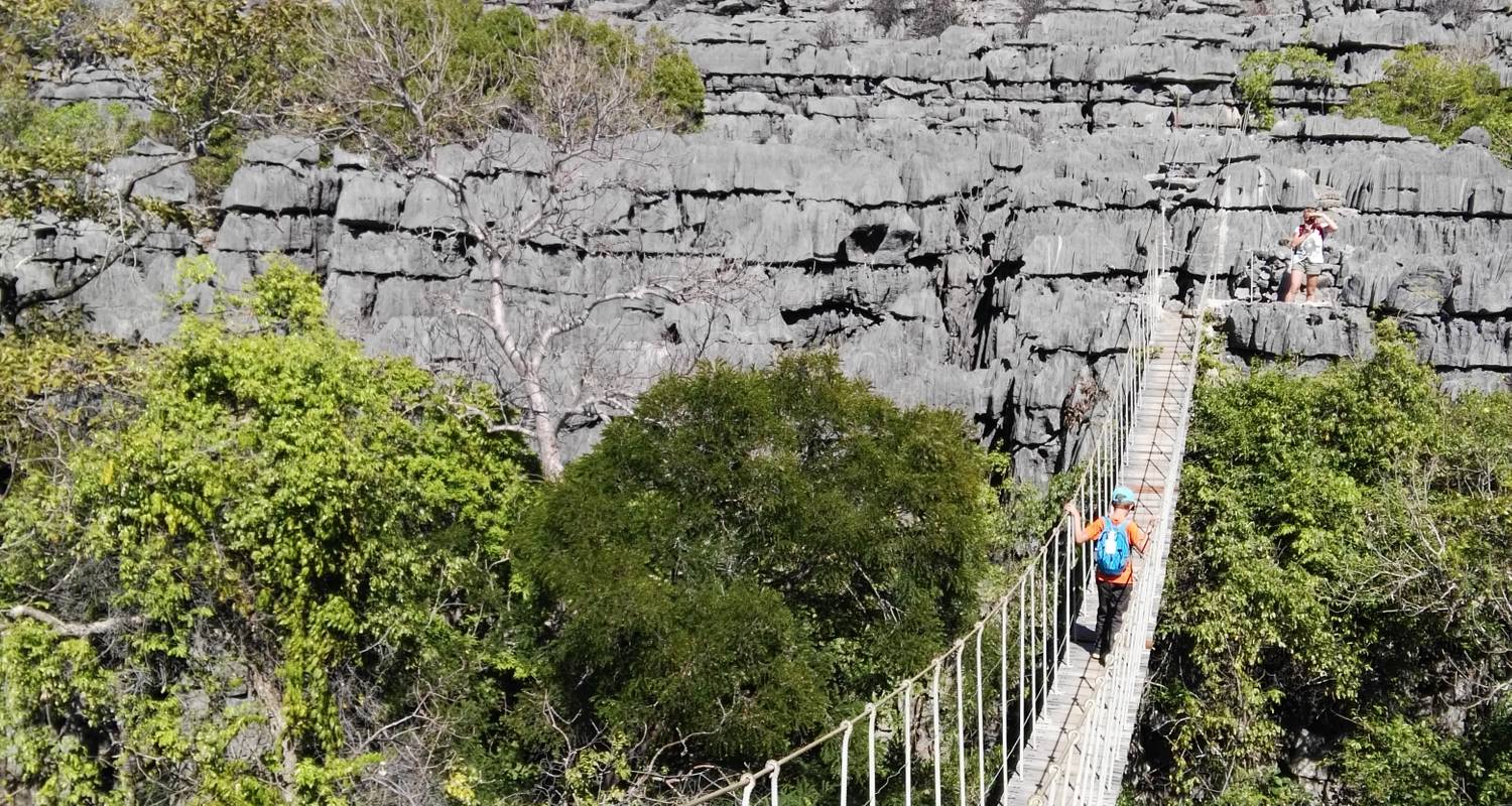 Hiking in the Perfume Cities - Zania Tours