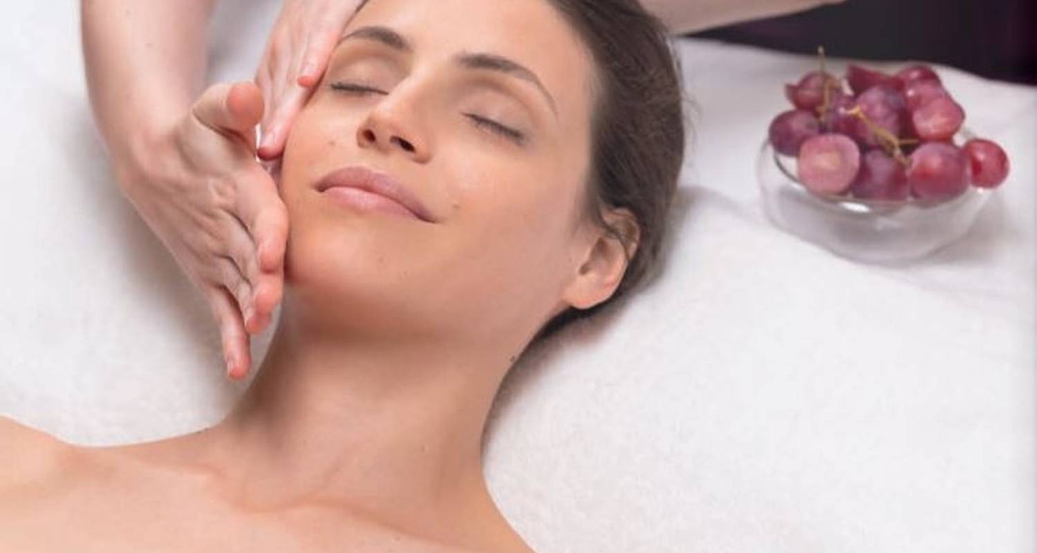 Luxury Porto Wellness & Spa Perfect Getaway - Iberian Escapes