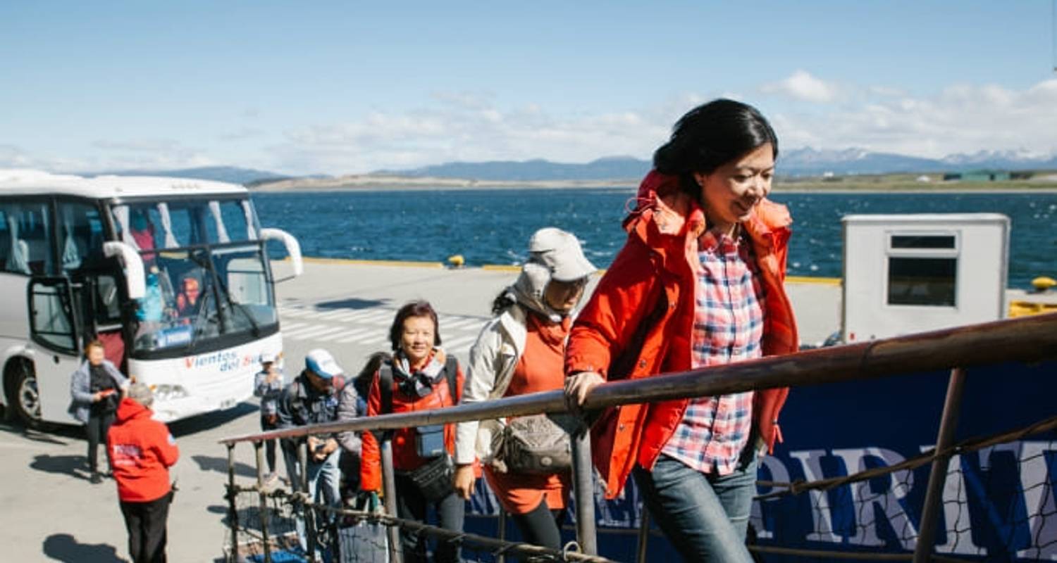Land of Penguins & Icebergs (12 Days) - Poseidon Expeditions