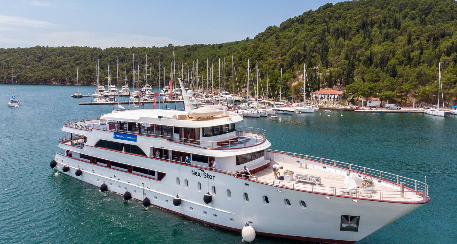 Adriatic Treasure - M/V NEW STAR- round trip: Split - Dubrovnik - Split - Zantium Travel