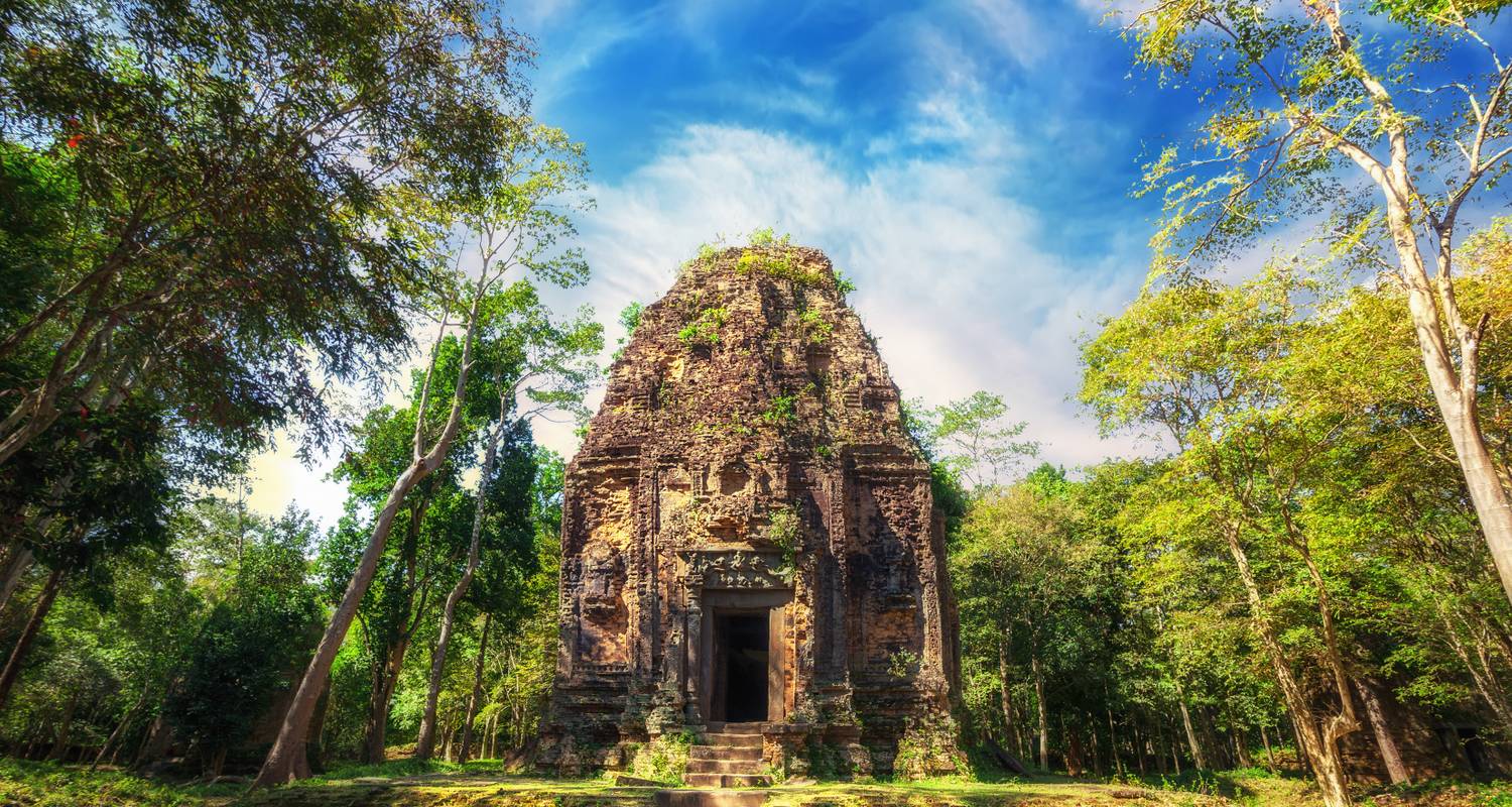 Cycling from the mighty Mekong Delta to Ancient Angkor Wat - Easia Travel