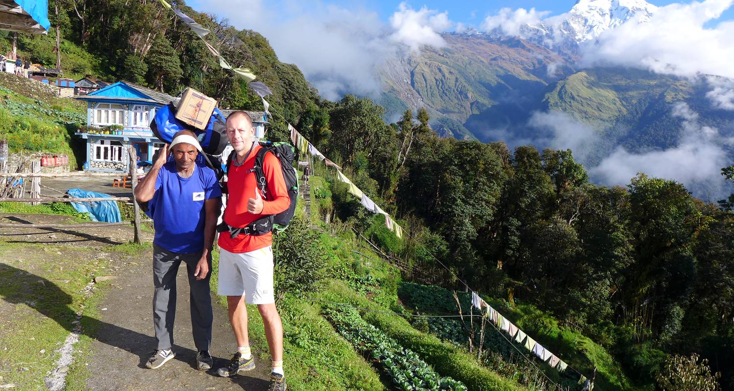 Khopra Ridge Trekking Tour (mit Homestay) - Himalayan Glacier Adventure and Travel Company
