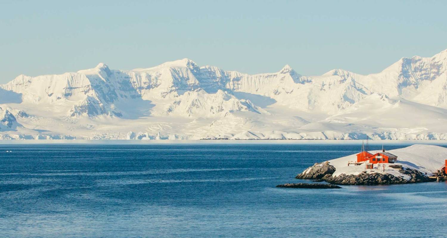 Highlights of South Georgia and the Antarctic Peninsula - Peregrine Adventures