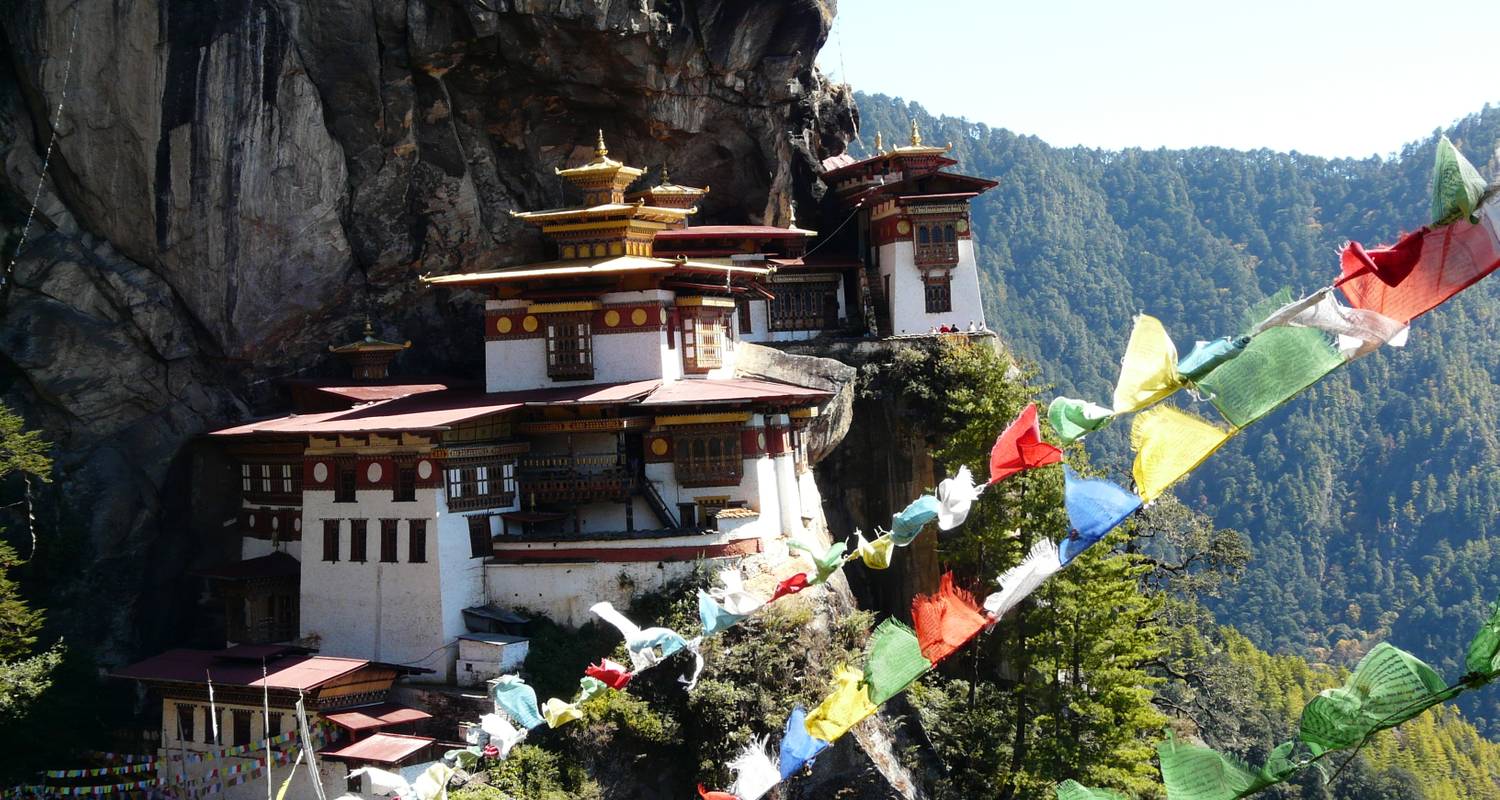 Bhutan Heritage by Bicycle - SpiceRoads Cycling