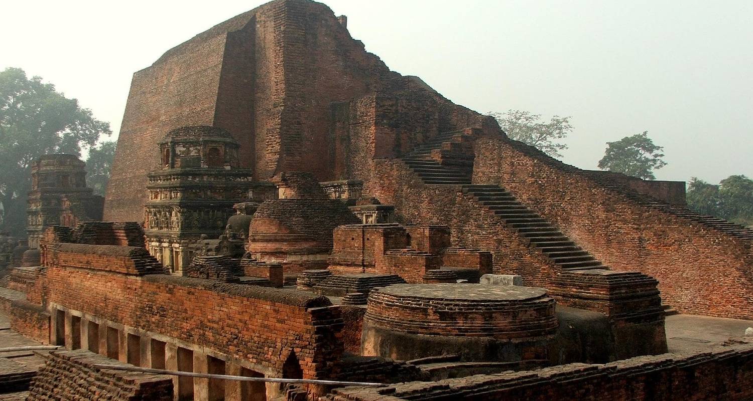 Viaje por la antigua Bihar: circuito de un día a Nalanda y Rajgir desde Bodhgaya - Agora Voyages OPC Pvt Ltd