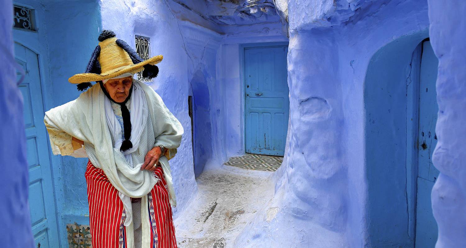 "Asilah & Chefchaouen Art Work Tour | Private & Luxury - Adrar Aventure