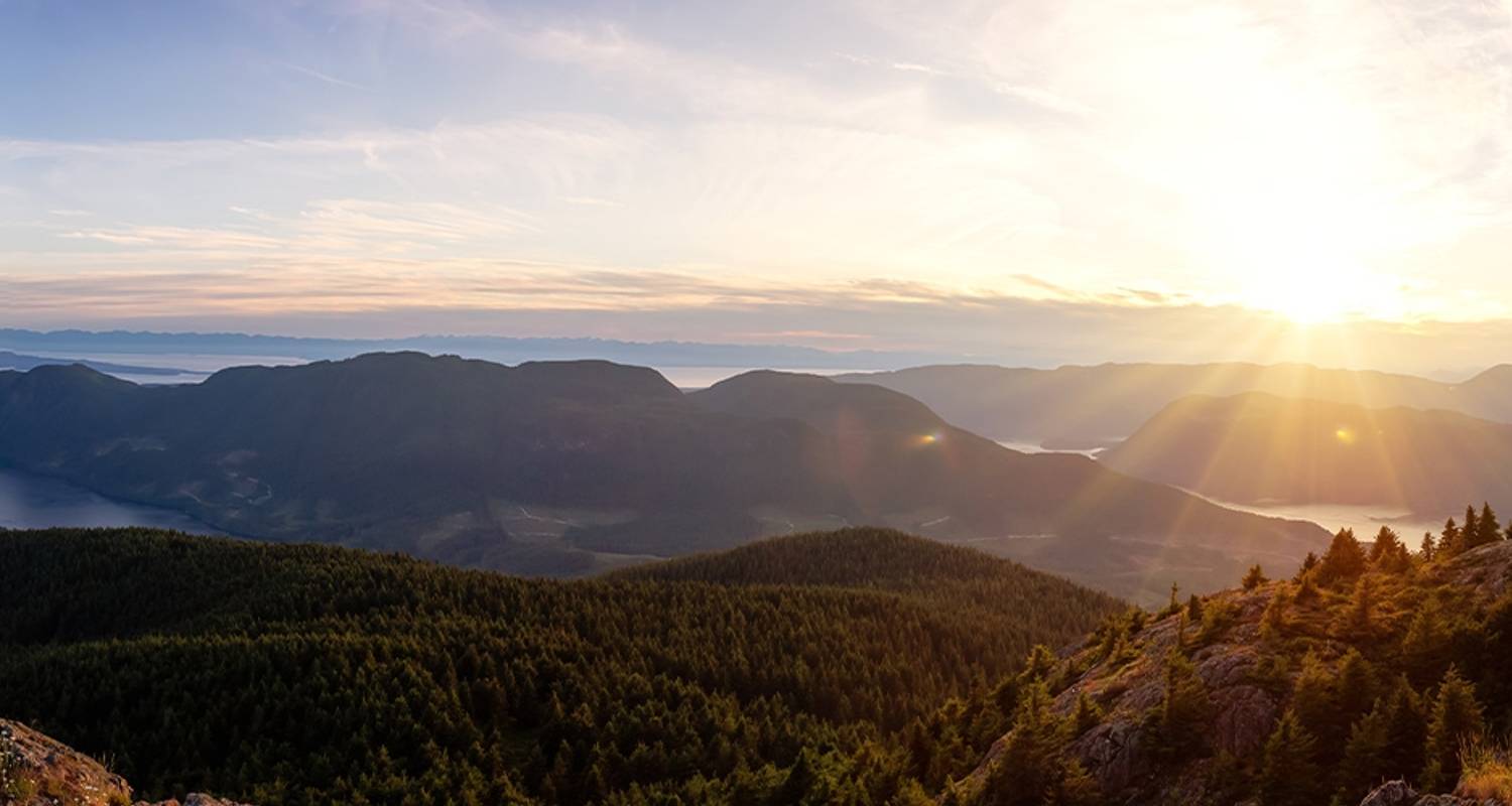 Sunshine Coast Walking Winter Adventure - Intrepid Travel