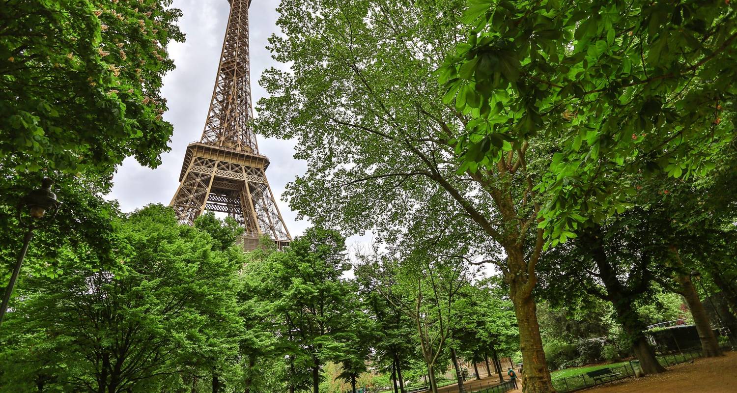 Paris, Normandie & Chateaux Land mit London (11 destinations) - Globus