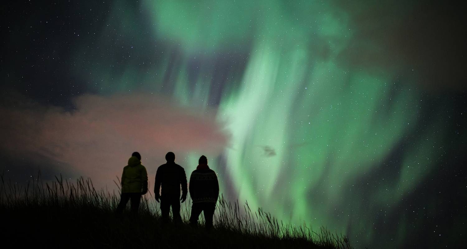 Country Style South Coast and Northern Lights - Icelandic Mountain Guides