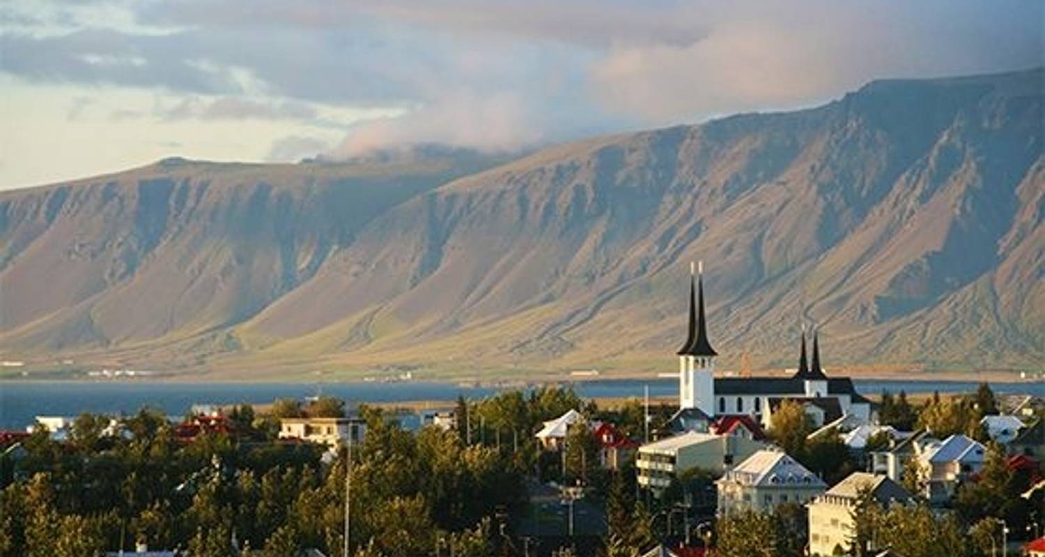 Arctic Sights and Northern Lights (12 Days) - Poseidon Expeditions