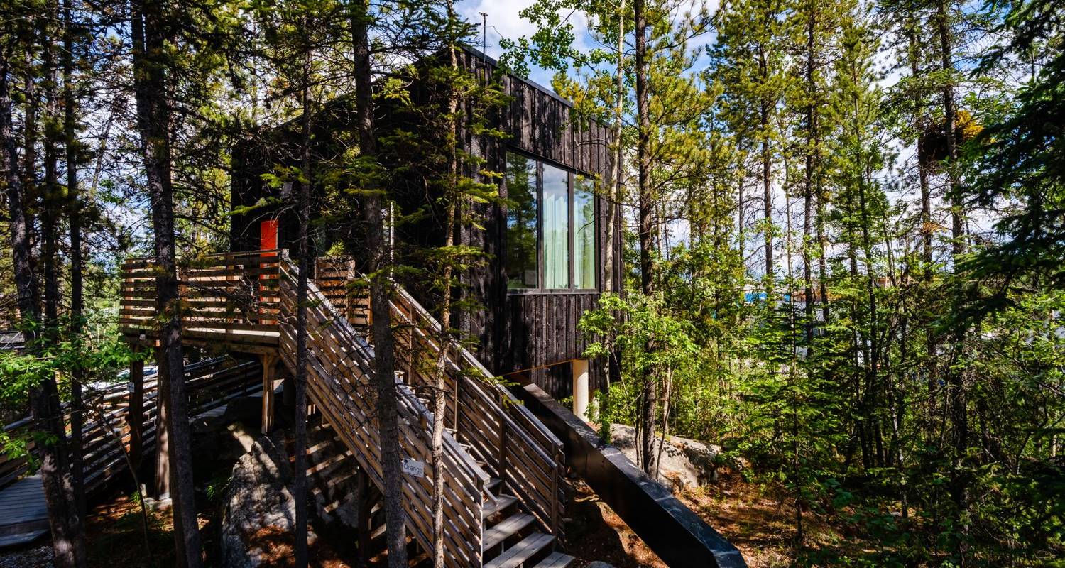 Modern Cabin Getaway in Whitehorse from Vancouver - Landsby