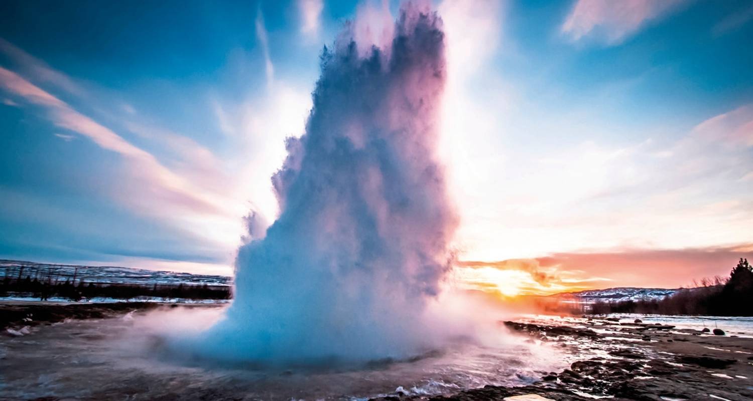 Icelandic natural elements and play of light - DERTOUR
