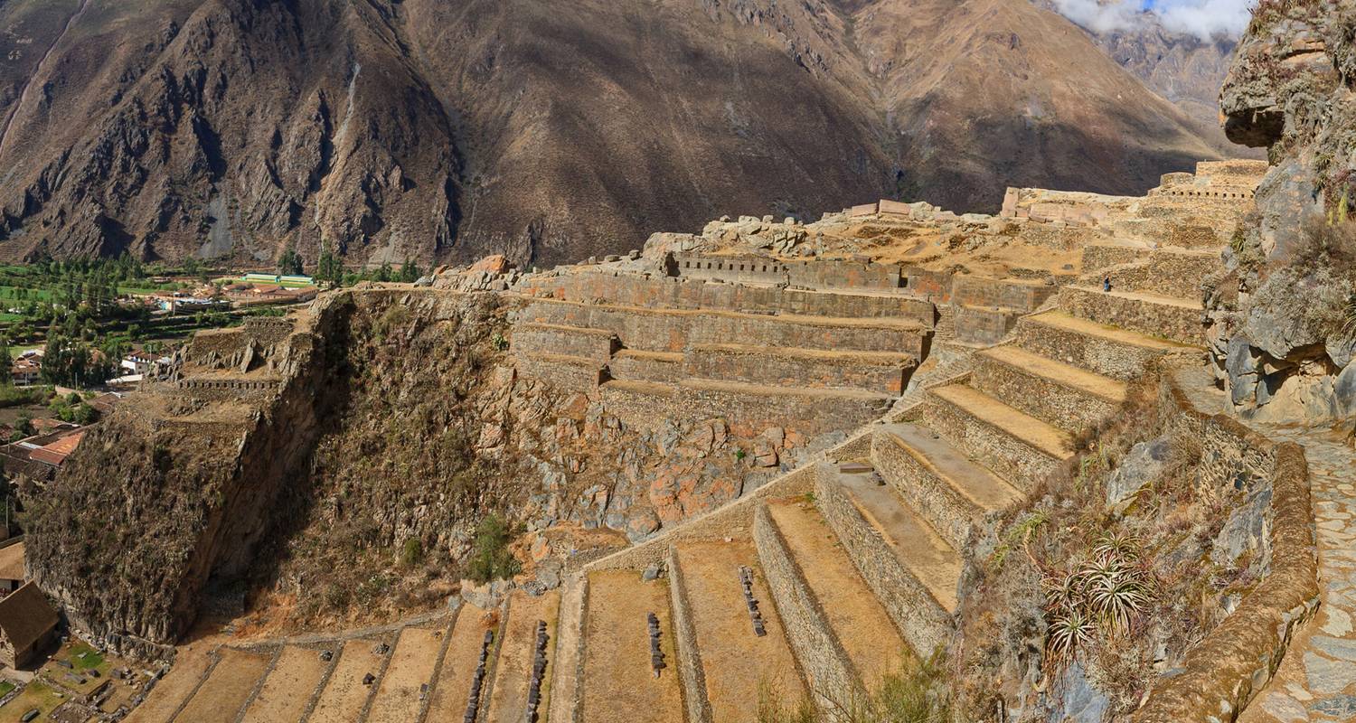8-Day Great Wonders of Cusco: Sacsayhuaman, Sacred Valley, Machu Picchu & Vinicunca Rainbow Mountain - VIAJES PACIFICO