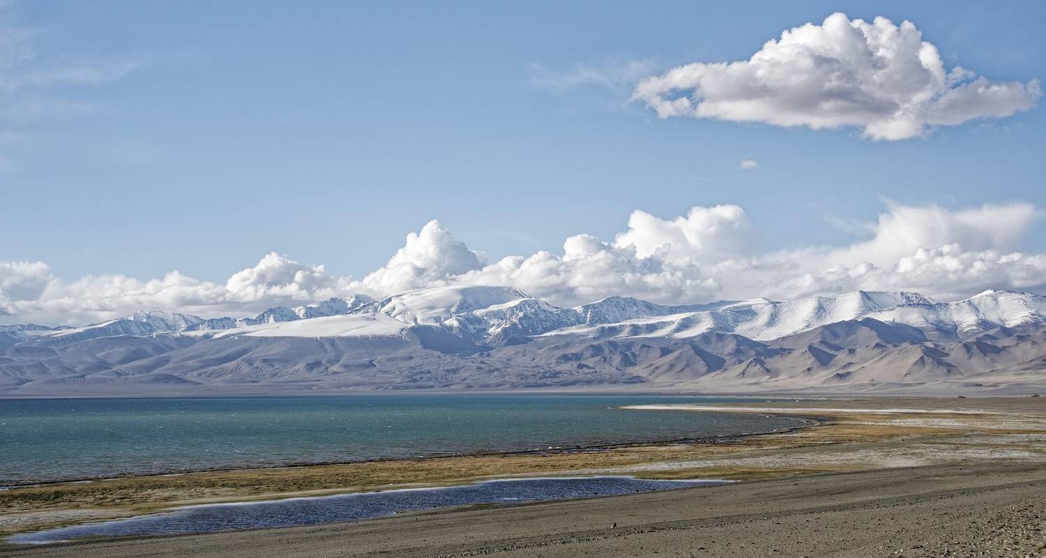 Circuit sur la route du Pamir : Aventure terrestre de Douchanbé à Osh à travers le Tadjikistan et le Kirghizistan - Adventure Bound LTD