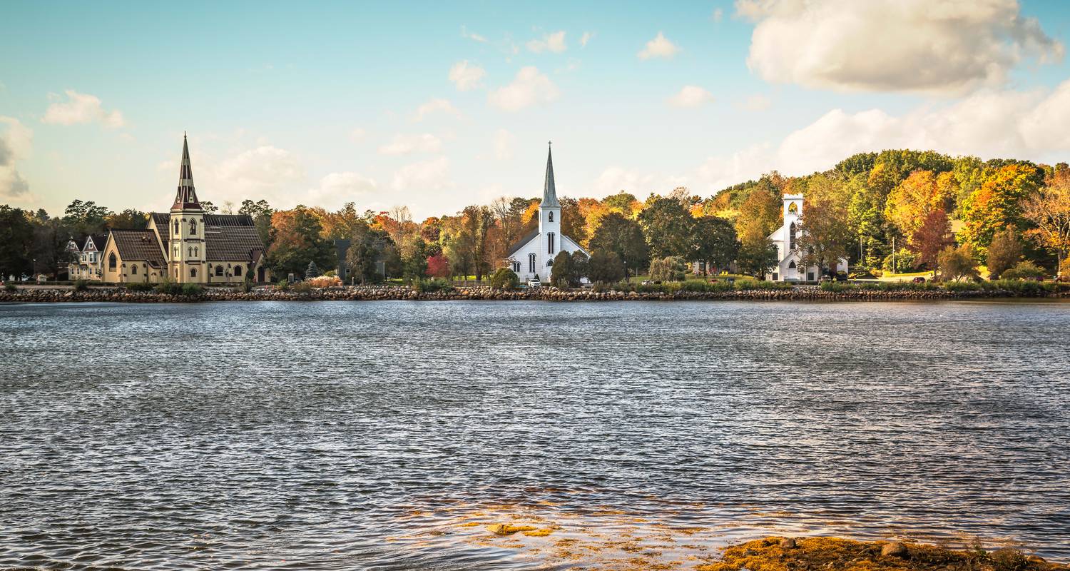 Canada goes Wild: Nova Scotia Road Trip to Falls & Skylines - journaway