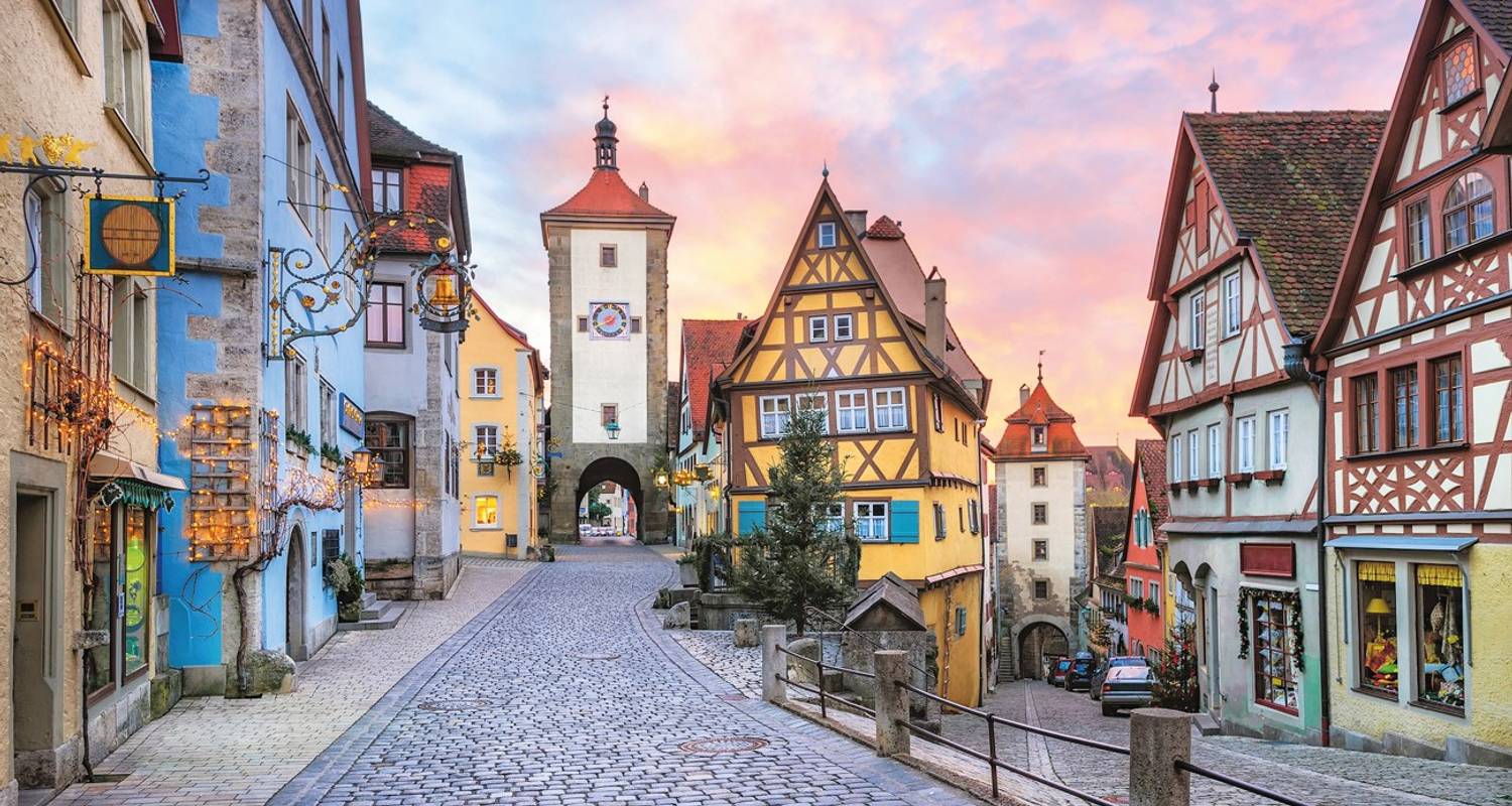 European Discovery (Small Groups, Summer, Start London, End Paris, 18 Days) - Insight Vacations