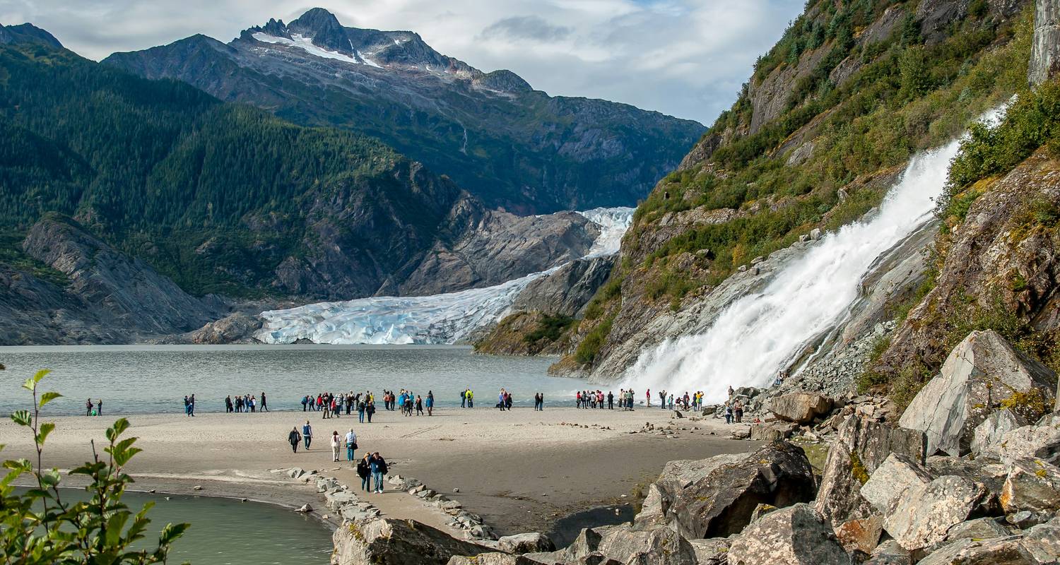 Canada Complete Toronto → Vancouver (2026) - Travel Marvel