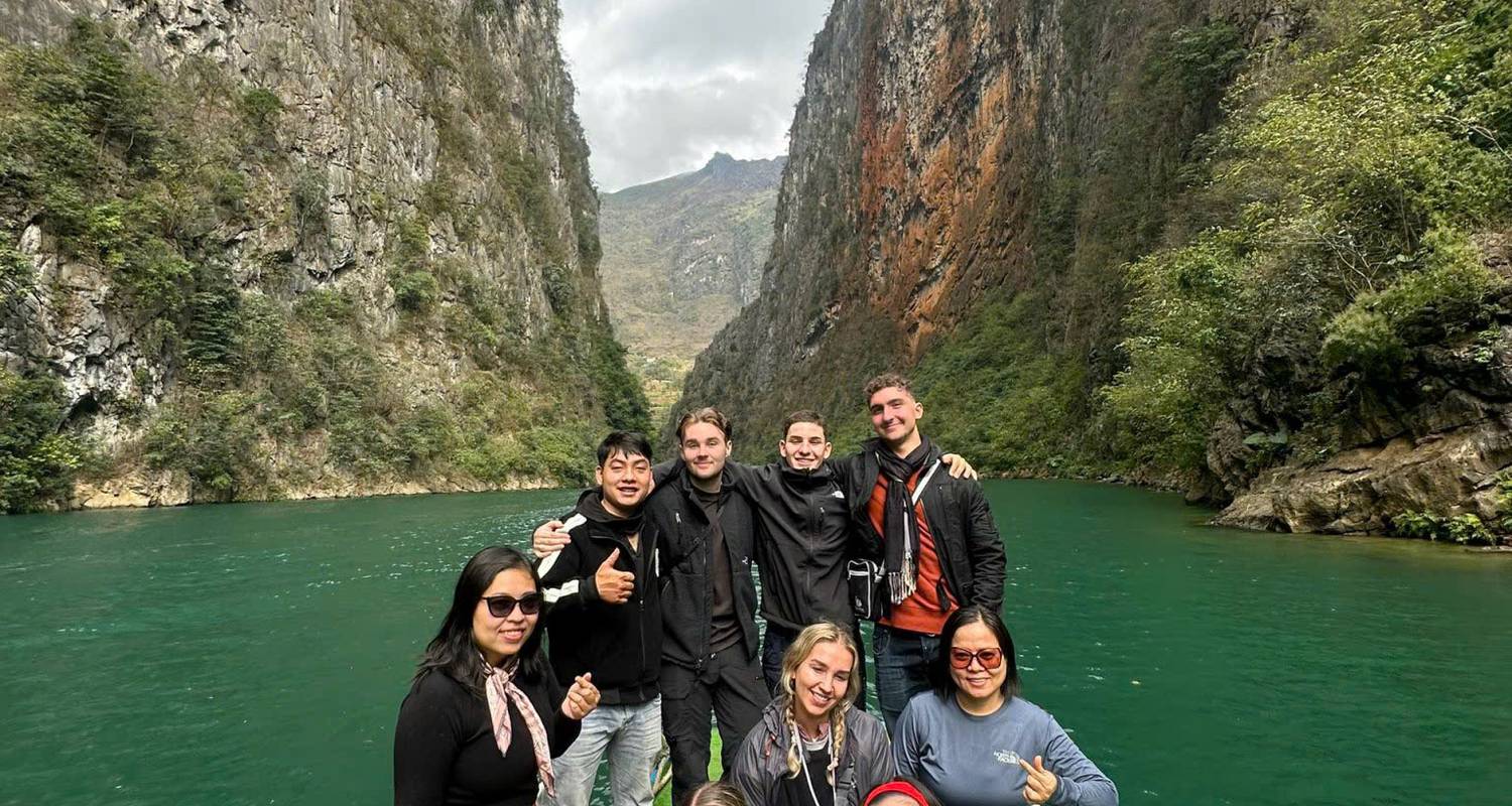 Explorer les sentiers cachés du nord-est et du nord-ouest du Vietnam (boucle Sapa - Ha Giang) - 8 jours/ 7 nuits - Bee Gng International Joint Stock Company