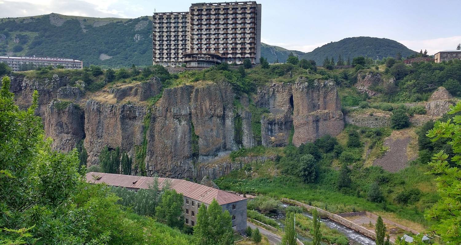 4 Day Armenia Highlights of Armenia: A Short but Sweet Journey - STM Tours LLC