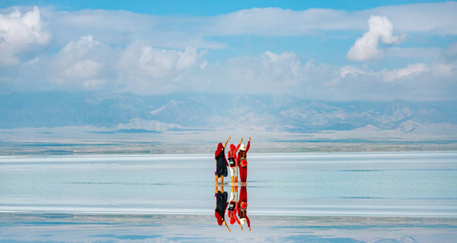 8 Days Qinghai to Dunhuang Group Tour including Chaka Salt Lake - Top China Travel