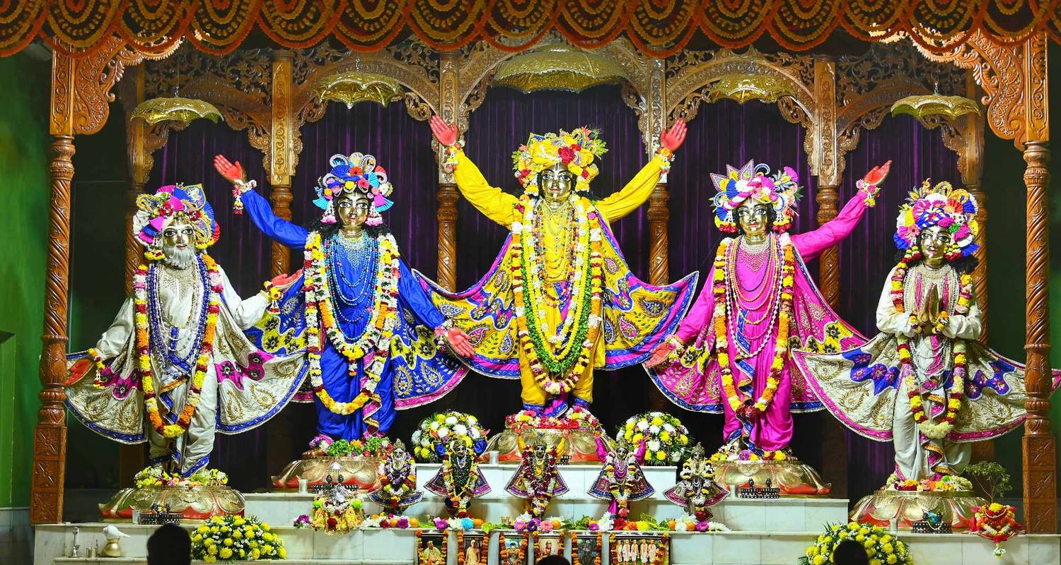 Divine Mayapur : Excursion d'une journée de Kolkata : temples et enseignements - Agora Voyages OPC Pvt Ltd