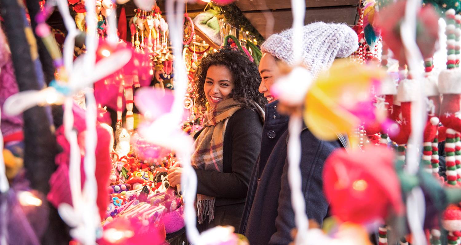 Marchés de Noël français à la Réunion 35 à 45 (Réservé aux anciens voyageurs Contiki, Réunion) - Contiki