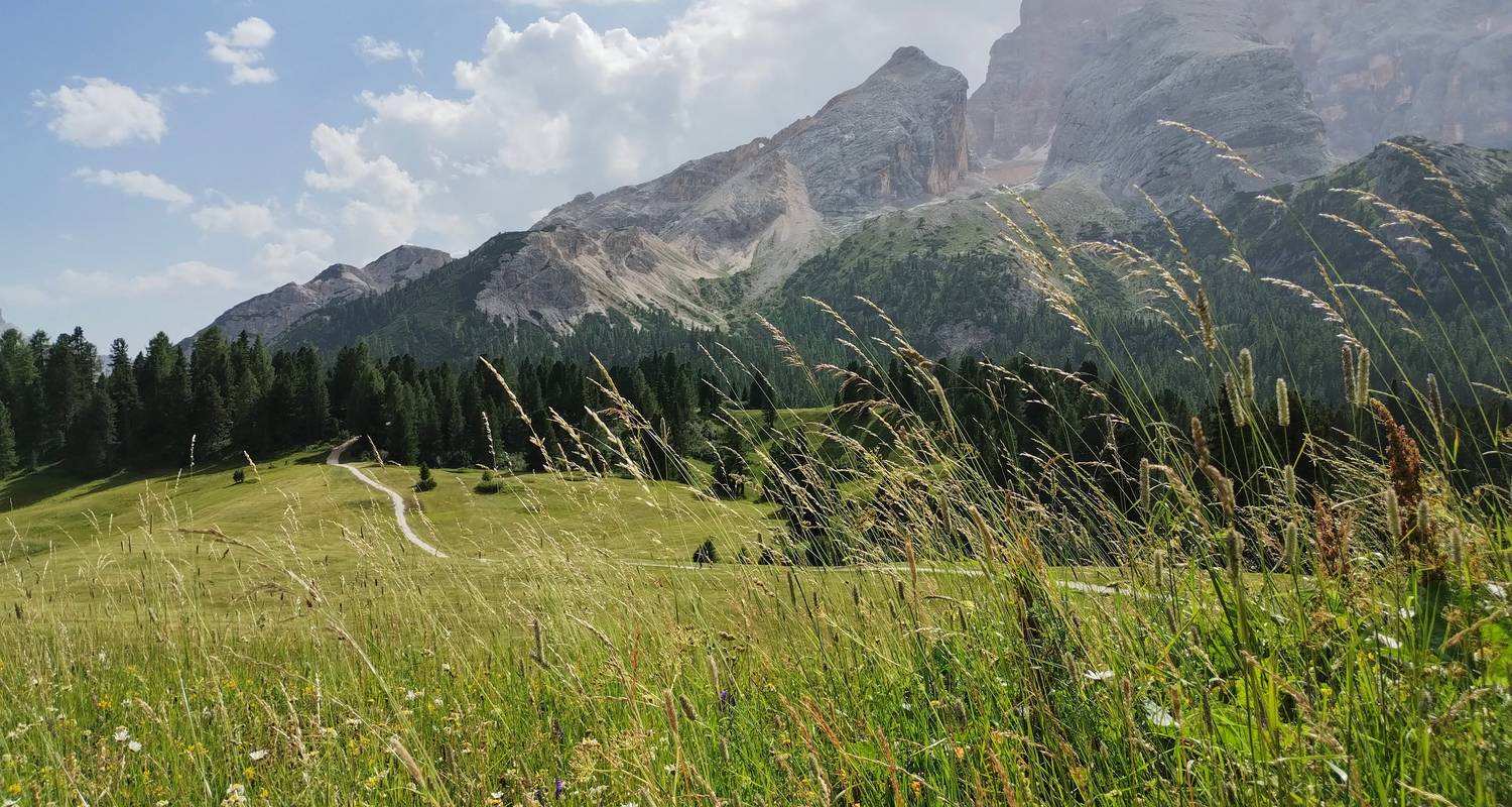Walking Adventure Tours & Trips in Northern Italy