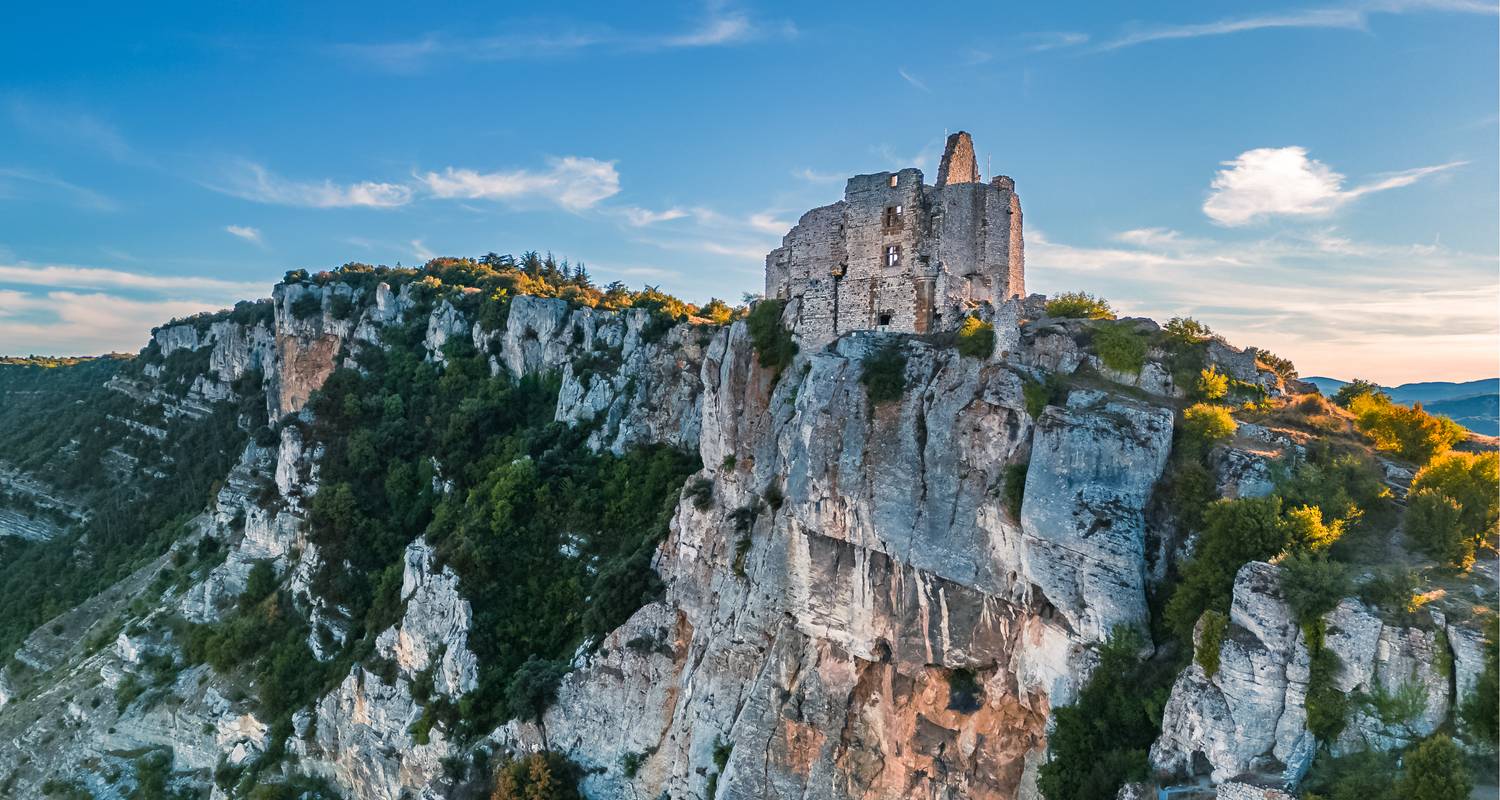 Croisière et randonnées : Le Rhône et la Saône révèlent la richesse de leurs terroirs (croisière port à port) - CroisiEurope River Cruises
